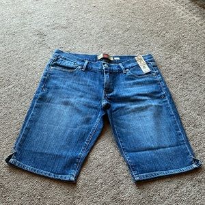 Old navy Bermuda denim shorts.